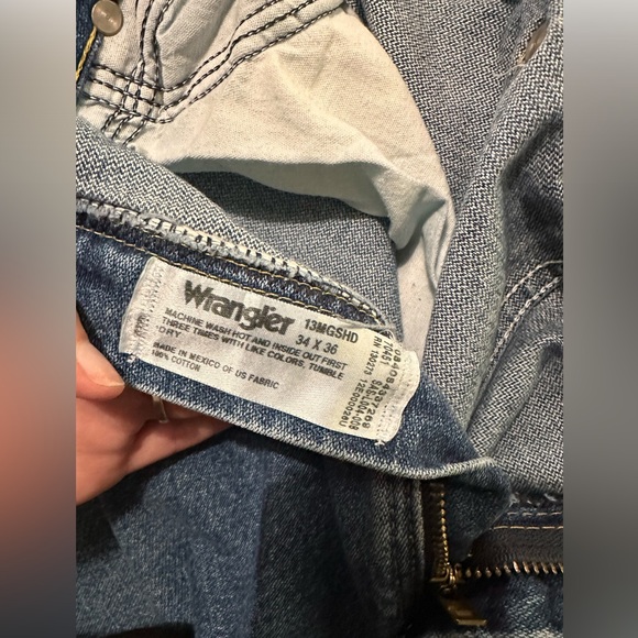 Wrangler “ George Strait“ Cowboy Cut Collection Blue Jeans - Picture 13 of 13